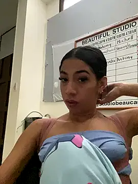 Lina10 online show from September 13, 6:18 pm