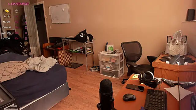 MrChuckDailyXXX online show from February 14, 3:15 pm