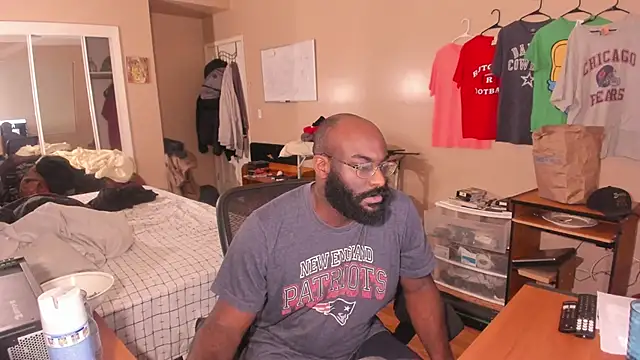 MrChuckDailyXXX online show from October 6, 2:31 am