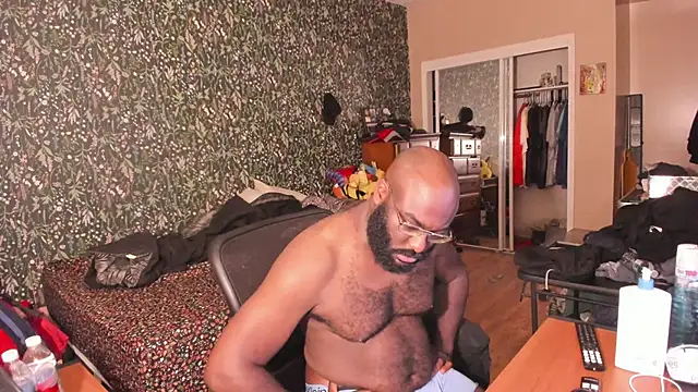 MrChuckDailyXXX online show from July 23, 9:18 am