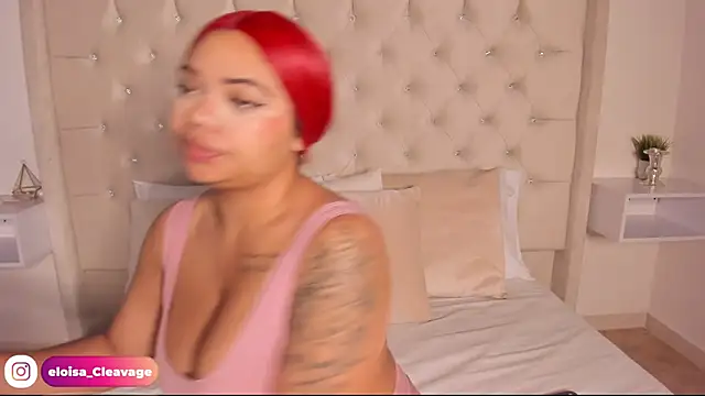 Eloisa cleavage  online show from January 10, 11:11 am