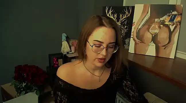 luxie milady online show from February 14, 1:08 pm