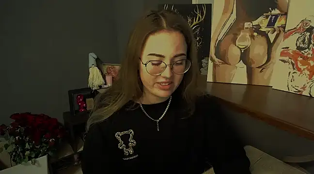 luxie milady online show from February 21, 4:59 pm