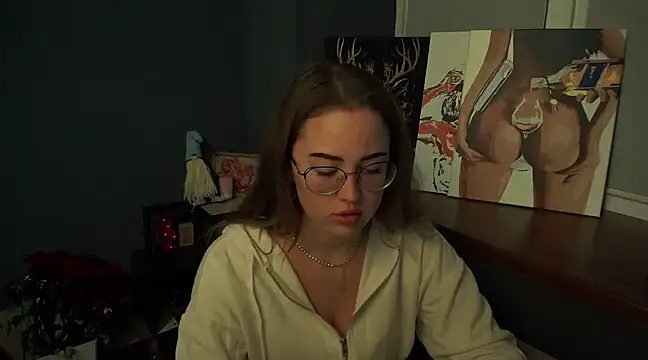 luxie milady online show from February 23, 1:32 pm