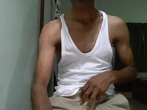 Snapshot of sexysambboy chatting on October 30, 11:44 am sexysambboy online show from October 30, 11:44 am