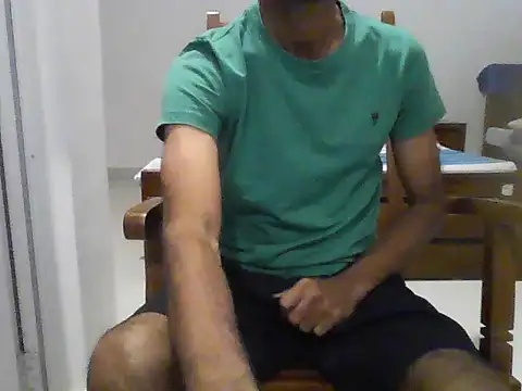 Snapshot of sexysambboy chatting on April 21, 1:17 pm sexysambboy online show from April 21, 1:17 pm