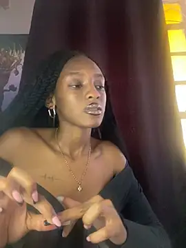 Snapshot of Tee_babygirl1 chatting on December 14, 9:07 am Tee babygirl1 online show from December 14, 9:07 am