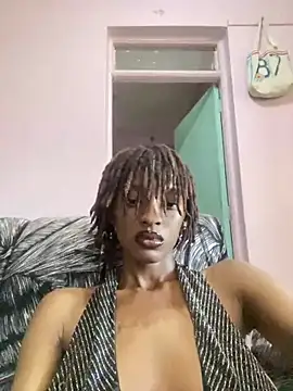 Snapshot of Tee_babygirl1 chatting on January 3, 1:58 pm Tee babygirl1 online show from January 3, 1:58 pm