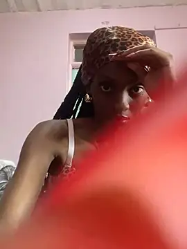 Snapshot of Tee_babygirl1 chatting on February 15, 10:33 am Tee babygirl1 online show from February 15, 10:33 am