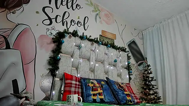 EMMA SWEETT1 online show from December 23, 5:11 pm