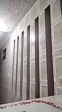 carlajames  online show from December 8, 10:57 pm