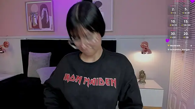 Snapshot of naoko_kirino chatting on March 5, 3:18 pm naoko kirino online show from March 5, 3:18 pm