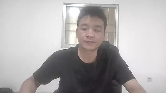 kisstoyousoon2024 online show from October 14, 9:32 am