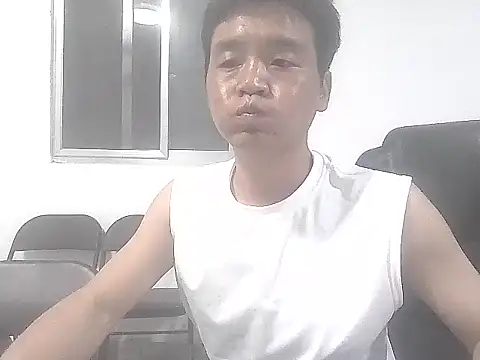 kisstoyousoon2024 online show from December 2, 10:27 pm