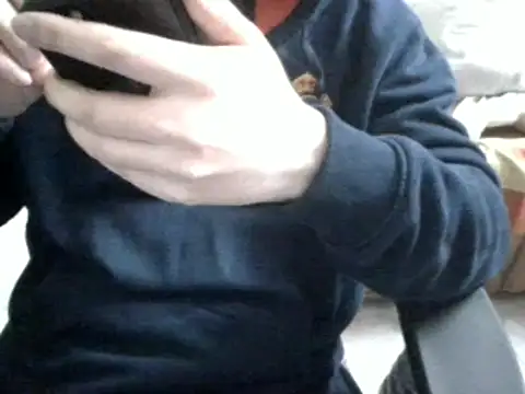 Snapshot of raka120294 chatting on December 31, 12:25 pm raka120294 online show from December 31, 12:25 pm