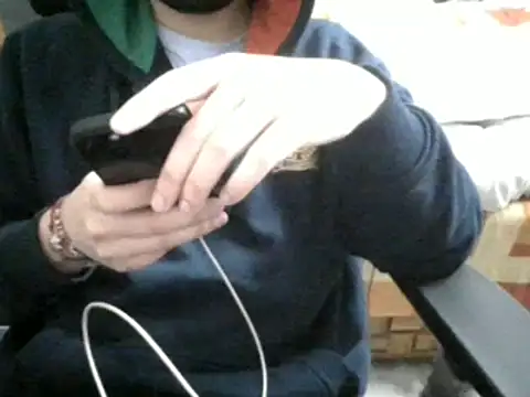 Snapshot of raka120294 chatting on January 12, 10:12 am raka120294 online show from January 12, 10:12 am