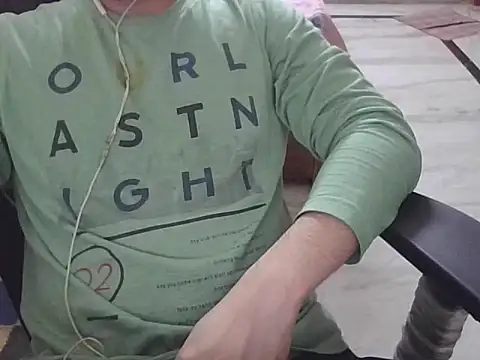 Snapshot of raka120294 chatting on February 16, 6:54 pm raka120294 online show from February 16, 6:54 pm