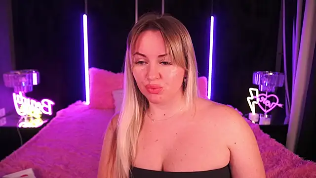 KiraCandyS online show from February 4, 8:49 pm