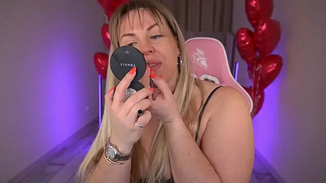 KiraCandyS online show from February 24, 3:12 am