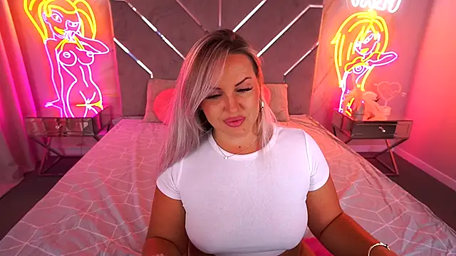 KiraCandyS online show from September 8, 8:52 pm