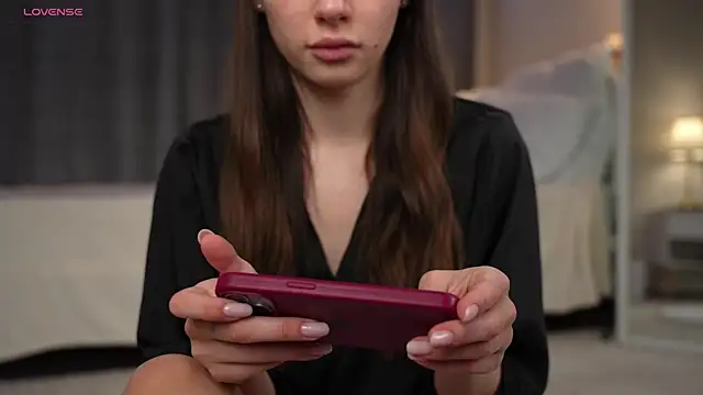 Amely Young online show from December 1, 2:05 am