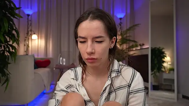 Amely Young online show from June 20, 2:36 am