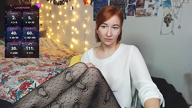 Snapshot of licentia__poetica chatting on December 18, 7:08 pm licentia poetica online show from December 18, 7:08 pm