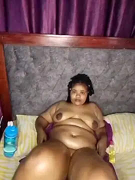 Snapshot of Sexyebony_1A chatting on February 15, 9:08 am Sexyebony 1A online show from February 15, 9:08 am