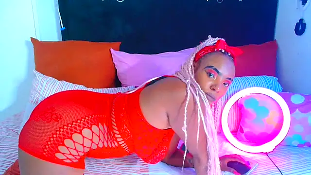 SAVAGExBOO online show from October 29, 12:35 am