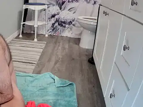 lou63ponce online show from March 4, 4:38 am