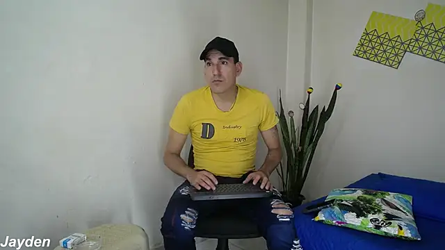 Snapshot of jayydenandjacob chatting on October 15, 7:14 pm jayydenandjacob online show from October 15, 7:14 pm