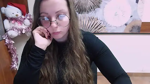  Annabelle Lee online show from December 11, 3:15 pm
