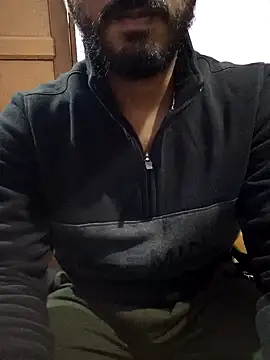 Snapshot of indian_guy-7 chatting on January 14, 8:41 am indian guy-7 online show from January 14, 8:41 am