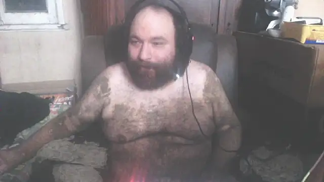 Snapshot of hairyhulk chatting on October 19, 8:15 am hairyhulk online show from October 19, 8:15 am