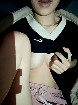 Snapshot of ltysl chatting on December 17, 2:55 am ltysl online show from December 17, 2:55 am