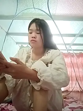 Snapshot of ltysl chatting on April 3, 2:42 am ltysl online show from April 3, 2:42 am