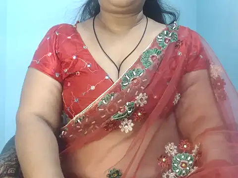 Snapshot of sapna-ji chatting on January 4, 5:27 am sapna-ji online show from January 4, 5:27 am