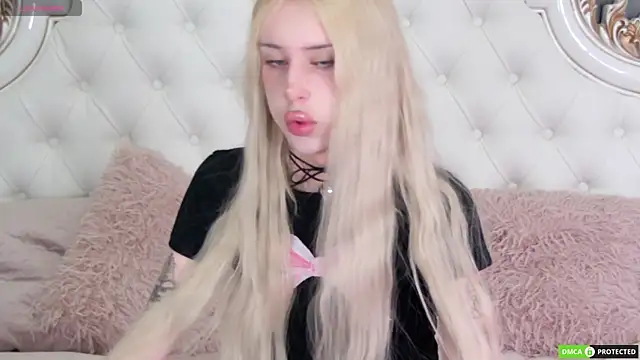 Snapshot of Joy_Barker chatting on September 21, 3:30 am Joy Barker online show from September 21, 3:30 am