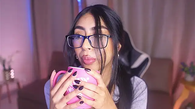 Sara albrecht online show from January 17, 3:53 pm