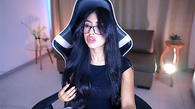 Sara albrecht online show from March 6, 1:14 pm