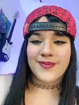 ItsNaiixa online show from December 22, 5:21 pm