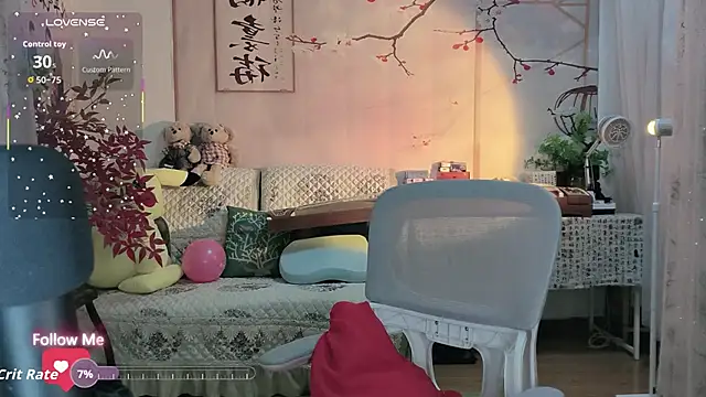 Snapshot of Lisa-s chatting on October 6, 1:03 am Lisa-s online show from October 6, 1:03 am