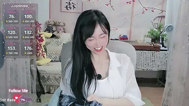 Snapshot of Lisa-s chatting on October 12, 1:43 pm Lisa-s online show from October 12, 1:43 pm