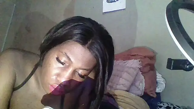 Snapshot of Moorella1 chatting on September 22, 6:59 am Moorella1 online show from September 22, 6:59 am