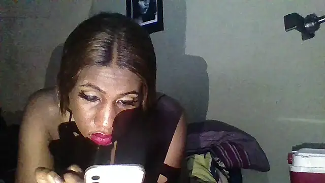 Snapshot of Moorella1 chatting on October 1, 6:47 pm Moorella1 online show from October 1, 6:47 pm