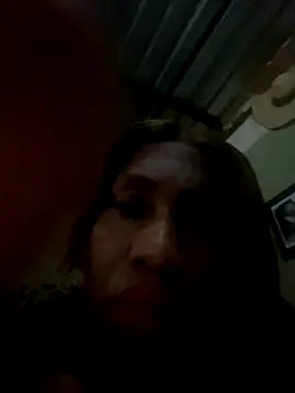 Snapshot of Moorella1 chatting on October 10, 5:06 am Moorella1 online show from October 10, 5:06 am