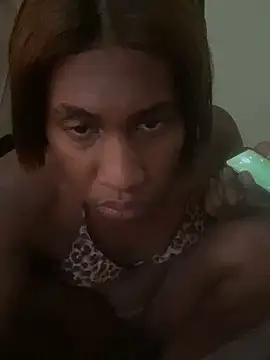 Snapshot of Moorella1 chatting on October 16, 8:26 am Moorella1 online show from October 16, 8:26 am