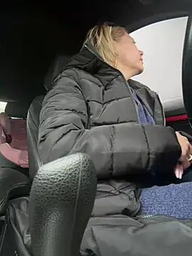 tanyagrey online show from December 4, 6:12 am