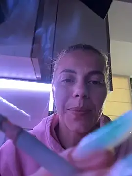 tanyagrey online show from May 11, 8:09 am