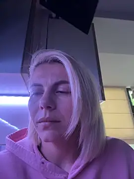 tanyagrey online show from May 14, 5:47 am